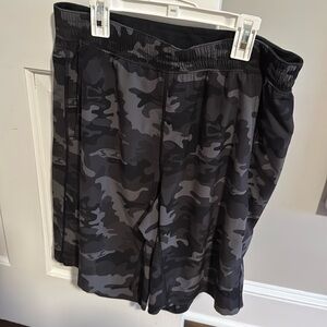 Lululemon Core Shorts 10”